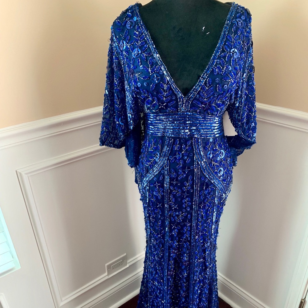 Mac Duggal Women’s Gown